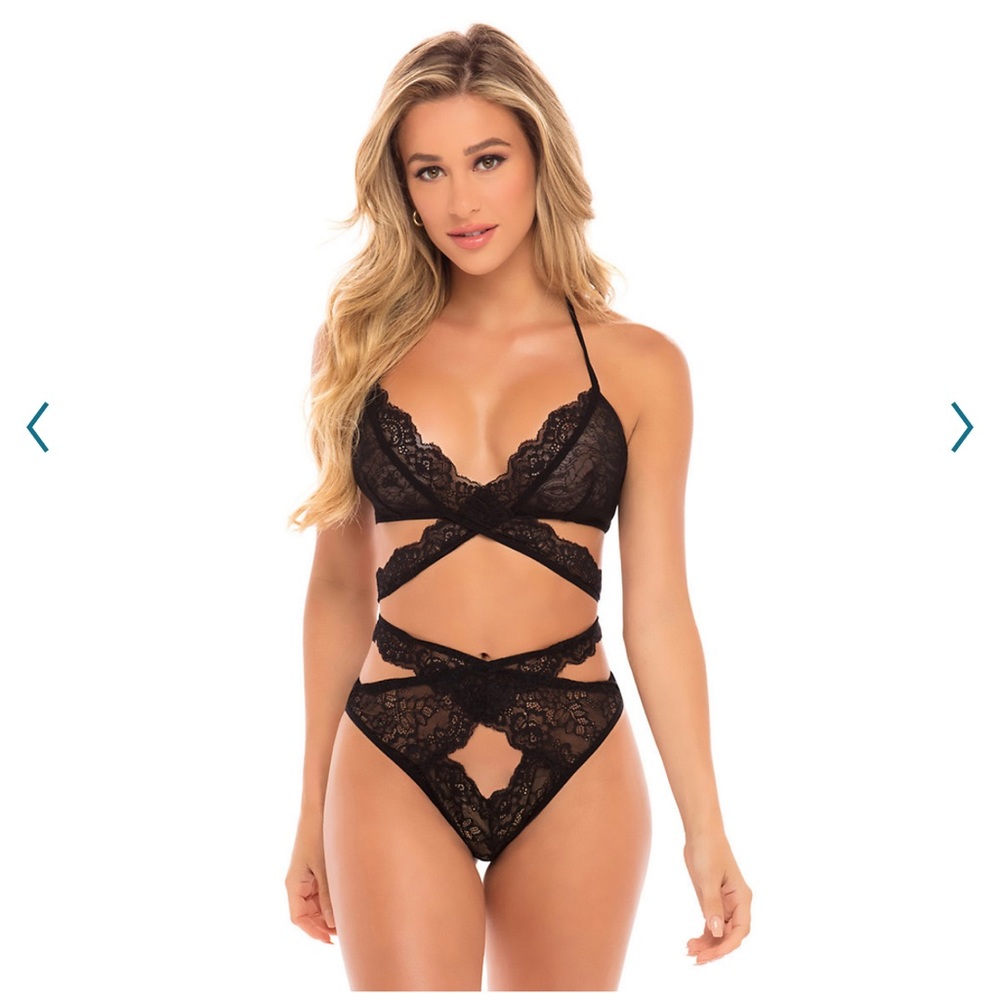 NWT OH LA LA CHERI Cutout Wrap Bodysuit